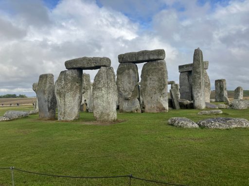 Rafael's personalised tours Driver-guide Chauffeur Walking Train
